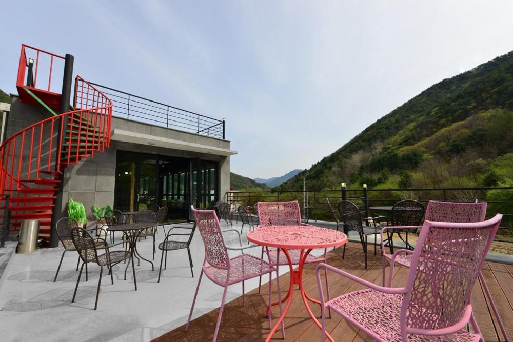 Hwacheon Tomato Pension ภายนอก รูปภาพ